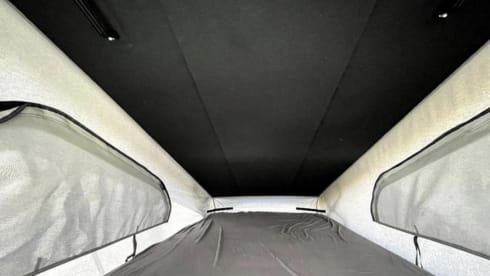 Hippe 4 persoons Volkswagen T6 (ombouw in 2022)