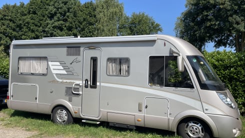 4p Hymer integrated from 2012