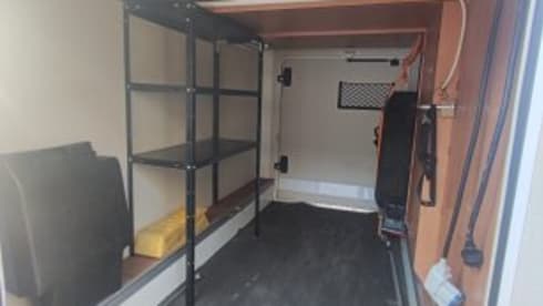 2p Hymer cl 588 semi-integrated from 2014