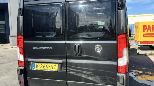 Koosje – 2-seater Sunlight bus from 2021