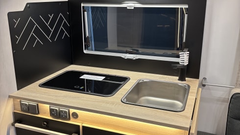 6p Chausson semi-integrated uit 2025