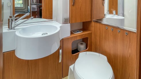 4p Hymer integrated from 2009