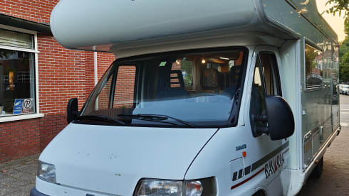 De Camper – Fijne Ruime Fiat Bavaria 7p met XL luik