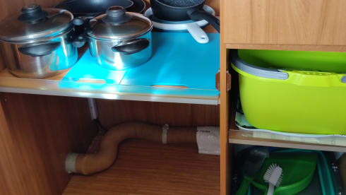 Complete 4-5-6 pers. familiecamper met airco