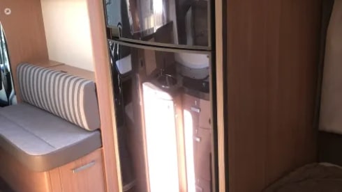 2p Knaus semi-integrated uit 2013