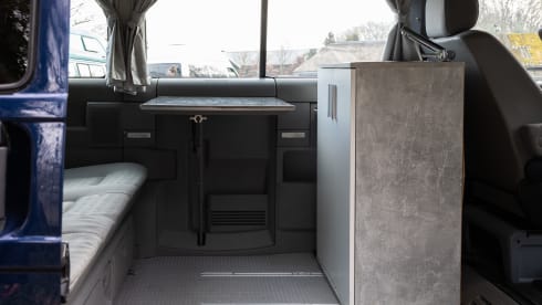 Desert  - Gezellige en robuuste VW T4 multivan met hefdak