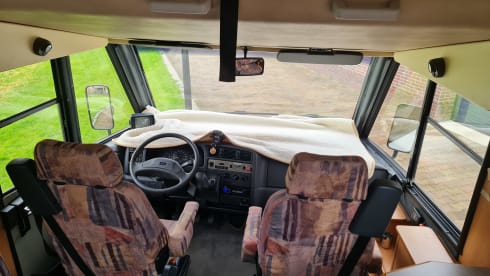 Buurtje – 5p Dethleffs integrated from 1997