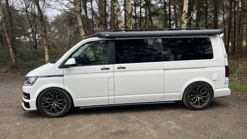 4 berth Volkswagen campervan from 2016
