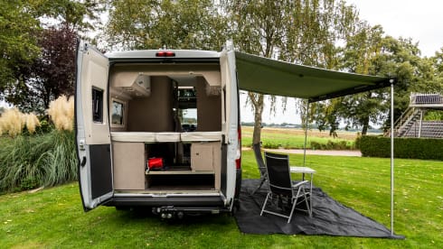 Karmann Davis 620 deluxe