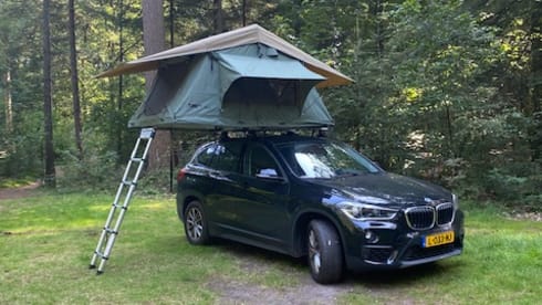 Daktent huren – Thule roof tent including BMW X1