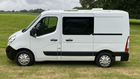 Red – Camper Renault Master 2.5 del 2017 *con smart TV, riscaldamento, WC ecc.*