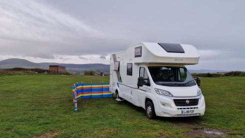 Adria – 7 berth Fiat Ducato  Adria sunliving 