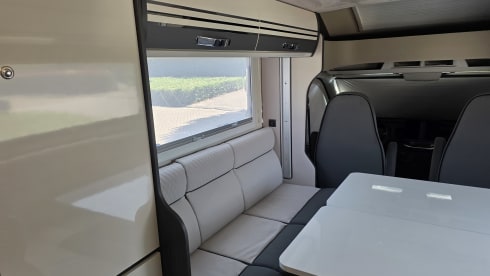 Roller team Kronos Tl74 – Volledig uitgeruste camper 2025 