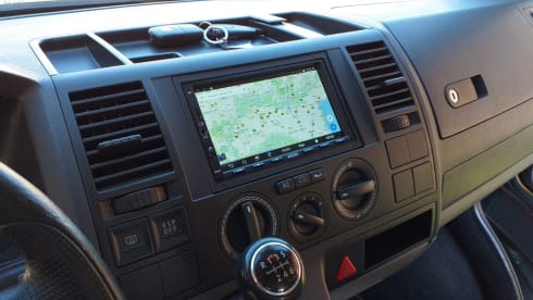 Caravelle – Volkswagen Van Sharing T5 Caravelle - 9 travel seats / 4 berths