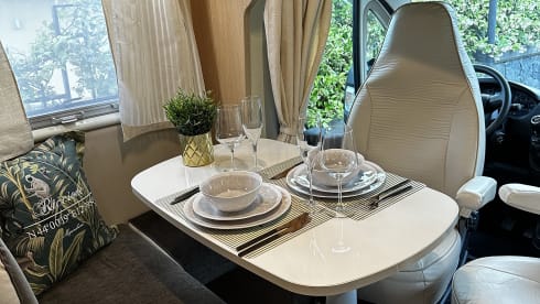 RobertaPantano – Noah's camper