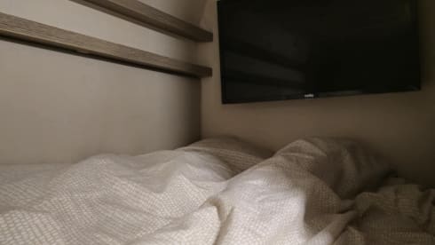 6 berth ford transit motorhome – 6 berth Chausson alcove from 2016