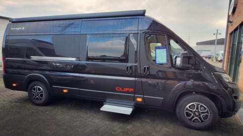 CLIFF640 AUTOMAAT – Buscamper CLIFF640 AUTOMATIC
