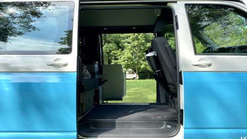 Beautiful Tonke XL (2021) VW camper from the Netherlands