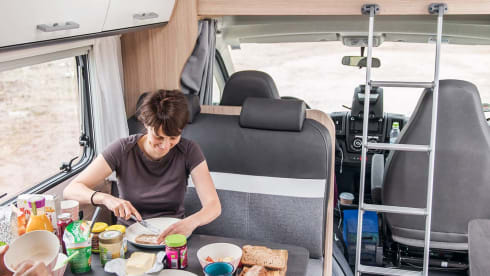 Sunlight A70 – New ones ! Sunlight A68 Luxury Family camper