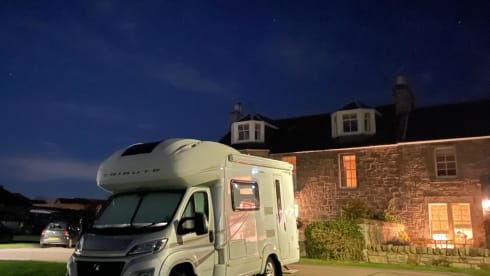 Caravane Fiat 5 couchages avec alcôve, modèle 2017