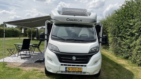 4 person very spacious Chausson camper 2019