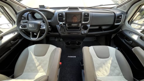 Campervan met pop up daktent – 4p Fiat bus uit 2026