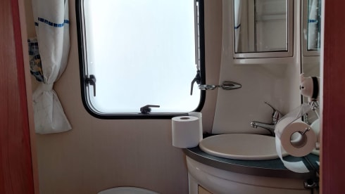 Onze Mobi – Cozy family mobi (4p) with 'everything on and off'!