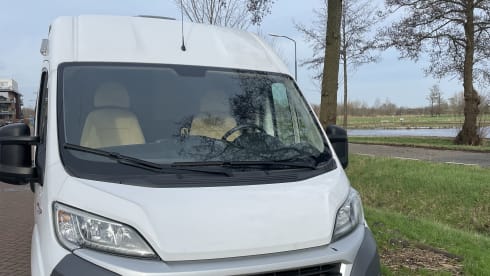 Modern, compact Off Grid Campervan Fiat Ducato (self-built) 
