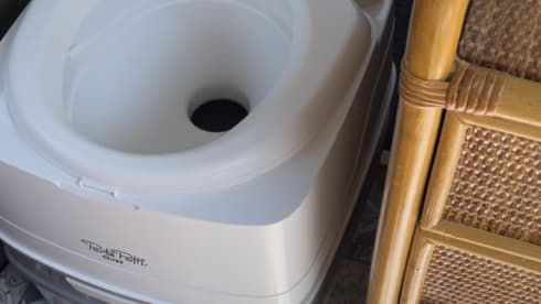 Parel – Volkswagen T3 automatic with power steering :)