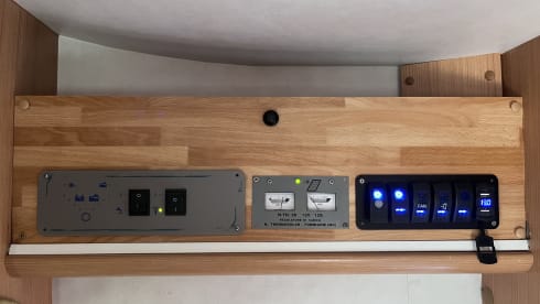 Luxurious neat family camper, 6 seats + belt, fully furnished