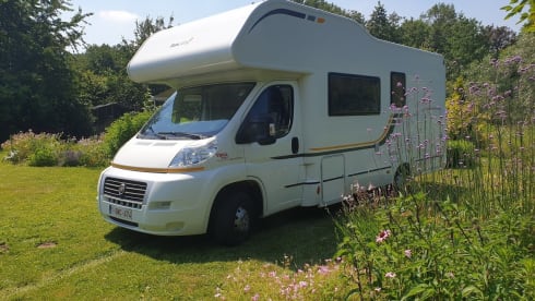 Very spacious 6-person Adria Sun Living