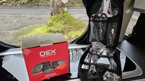 Knight Rider!  – TOP CLASS 4 berth Nissan campervan