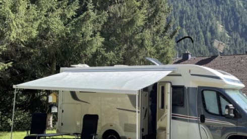 Verhuurmaatjes – 4p Rapido semi-integrated uit 2018