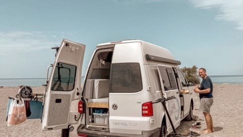 Odos – Autarker T6 Camping Bus für Dein Abenteuer