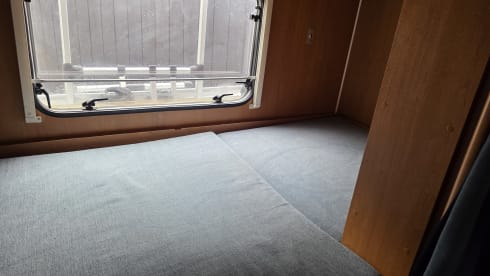 6p Dethleffs alcove uit 2006