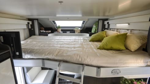 L2R – Adventure 2-4 berth, free WiFi & insurance 