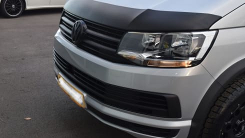 4 berth Volkswagen bus from 2018