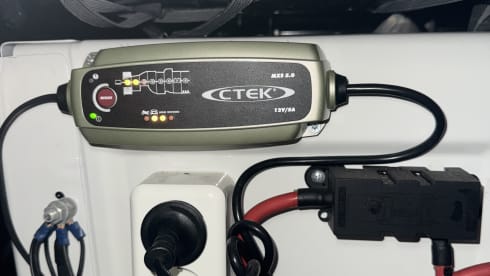 3-seater Volkswagen bus from 2012