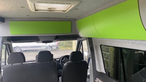 LWB – 4-5 berth Mercedes-Benz Sprinter 2013
