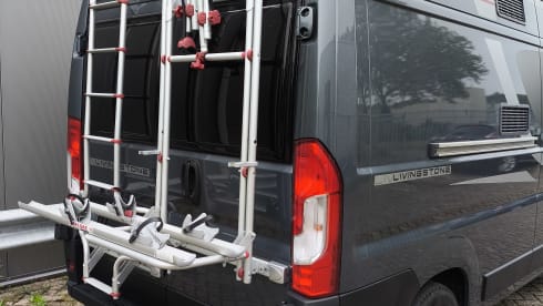 2p Pössl for 2 luxury bus camper e-bike carrier