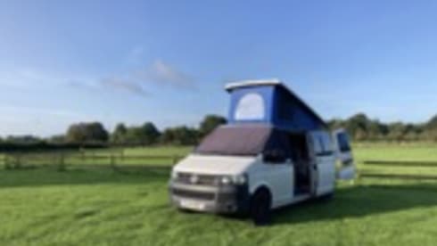 Stan – VW T5.1 - 4 berth campervan 2014