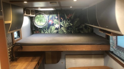 Balloo – Built for Off-Grid adventures, very high spec