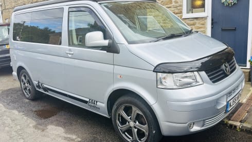 Goatomobile 3 – VW Campervan T5
