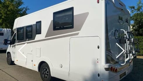 4 person luxury motorhome Fiat semi-integrated 