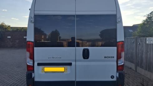 Carly – 2 berth Peugeot campervan from 2017