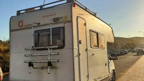 Tony's camper – Ford transit 2.5