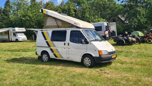 Harrison – Ford Nugget Camper