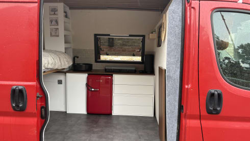 Seba de krab – fully equipped 2p (or 3p) self-build fiat