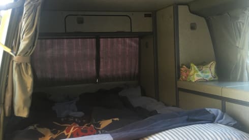 4p Volkswagen bus from 1994