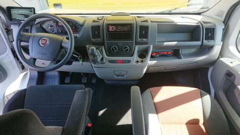 Elnogh – 7p Fiat alcove from 2011